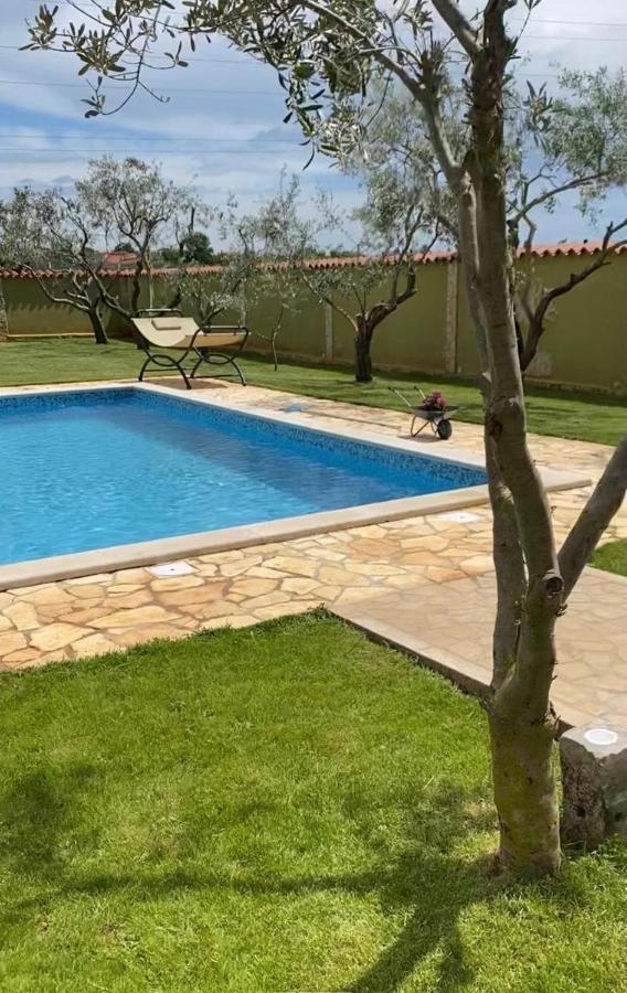 Villa Zafirah Póla Kültér fotó