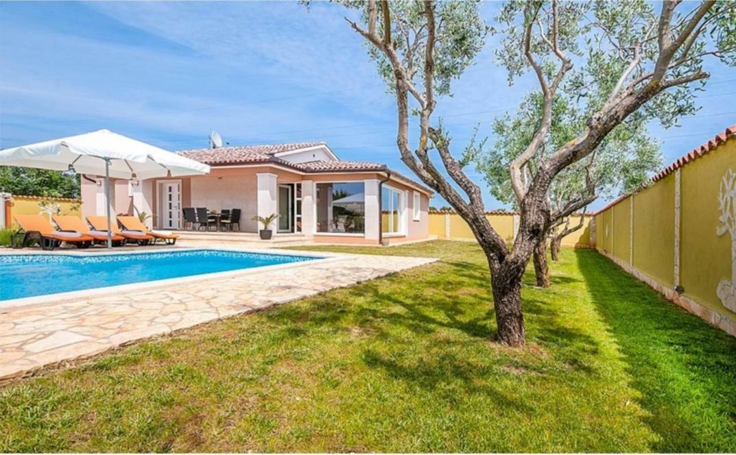 Villa Zafirah Póla Kültér fotó