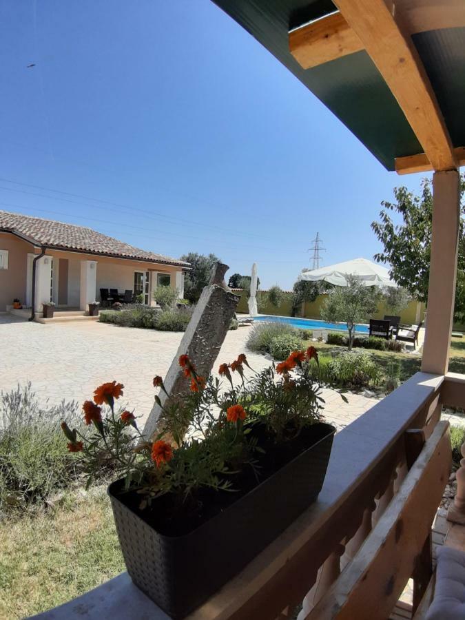 Villa Zafirah Póla Kültér fotó