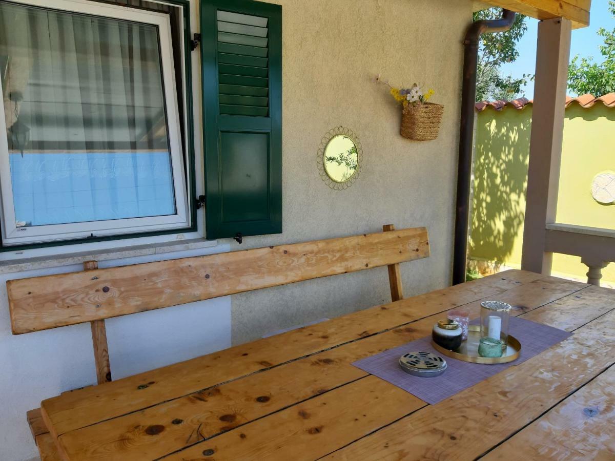 Villa Zafirah Póla Kültér fotó